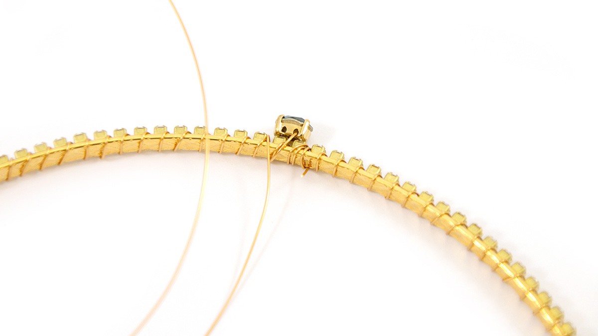 Cerchietto fai da te con PureCrystal : Tappa 6 Cerchietto fai da te con PureCrystal : Tappa 6