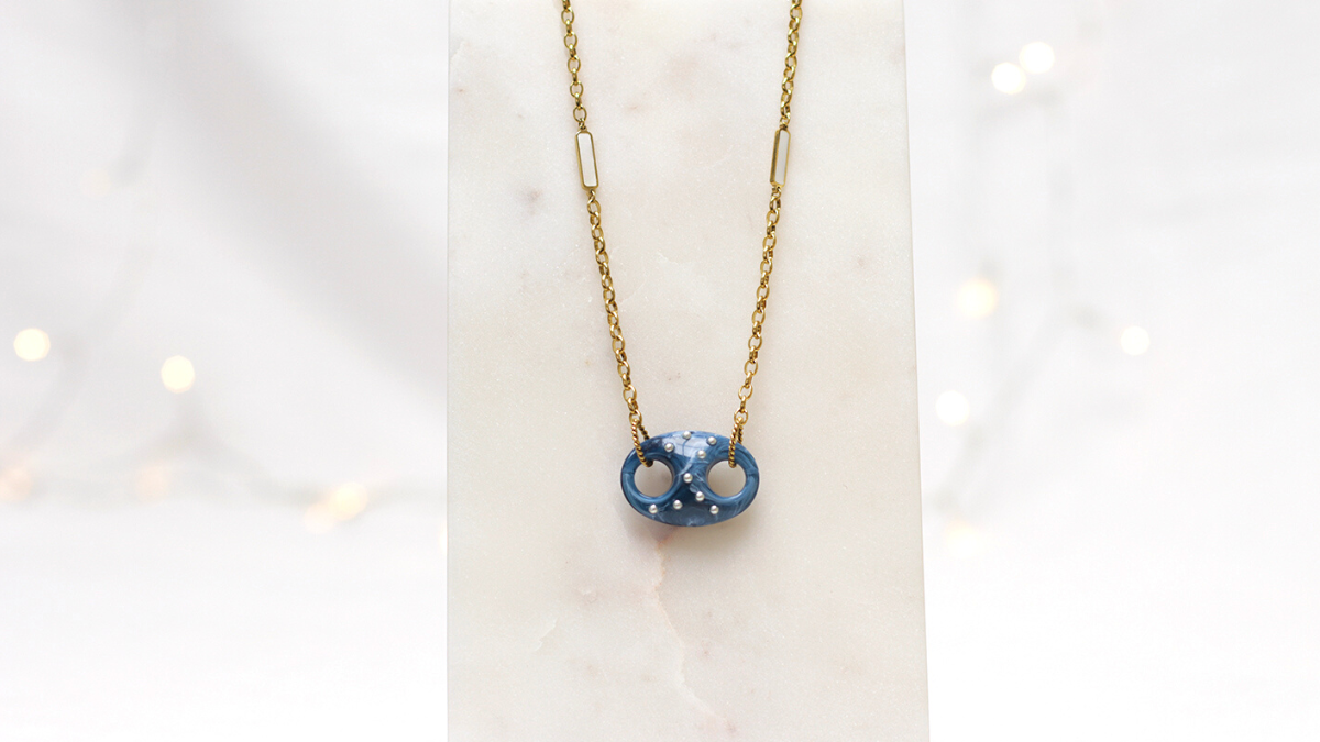 Schema DIY Collana in acciaio inossidabile con maglia in chicchi di caffè e inserto in madreperla Schema DIY Collana in acciaio inossidabile con maglia in chicchi di caffè e inserto in madreperla