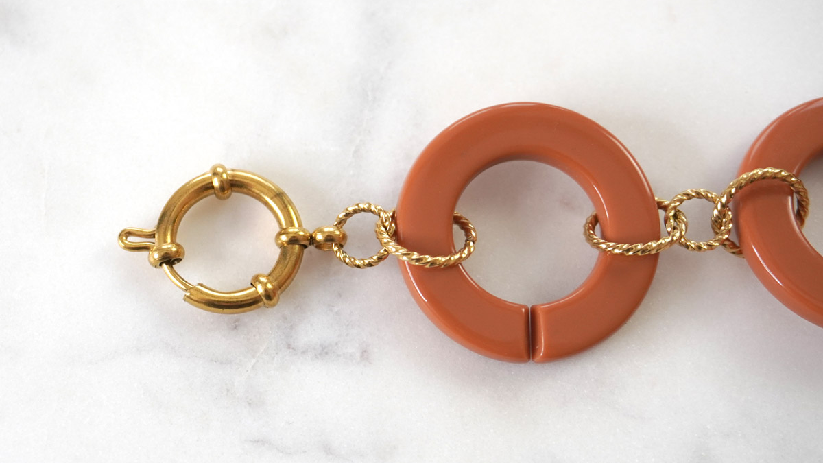 Bracciale Big Links in acciaio inossidabile dorato e acrilico : Tappa 4