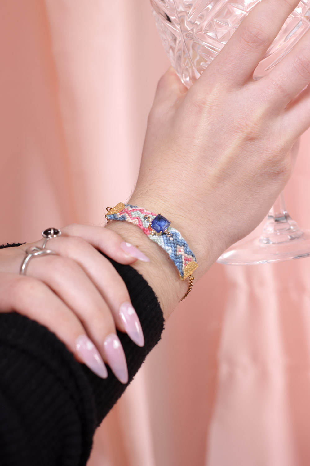 Bracciale brasiliano Tuto con design a punta di freccia