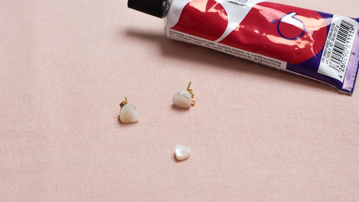 Orecchini e catena in madreperla : Tappa 3