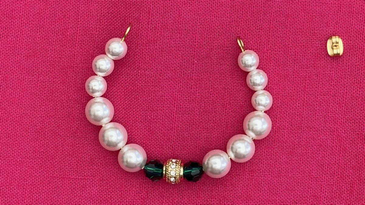 Orecchini in stile barocco con perle : Tappa 6 Orecchini in stile barocco con perle : Tappa 6