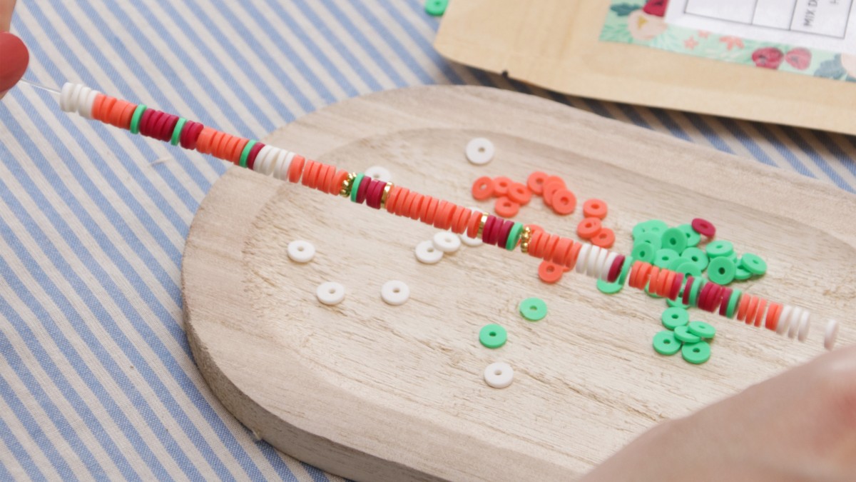 Bracciali elastici tondi modello heishi Prairie : Tappa 2