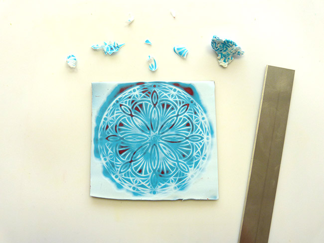 collana pasta sintetica con tampone Mandala e fiocchetti : Tappa 4