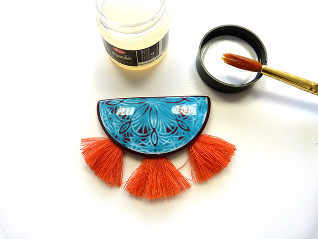 collana pasta sintetica con tampone Mandala e fiocchetti : Tappa 10