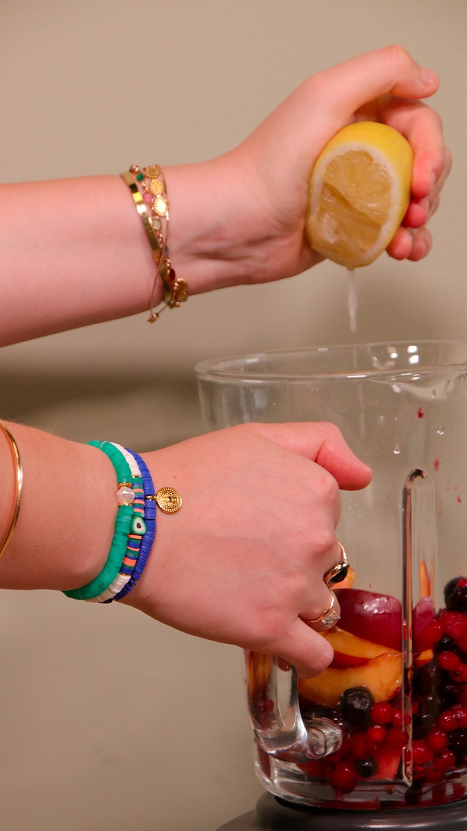 Schema Braccialetti elastici tondi modello heishi Insalata di frutta