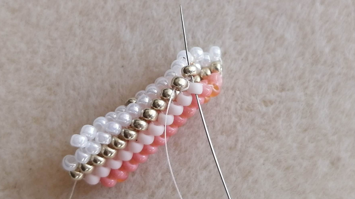 Tutorial per il braccialetto a intreccio Peytwist : Tappa 12 Tutorial per il braccialetto a intreccio Peytwist : Tappa 12