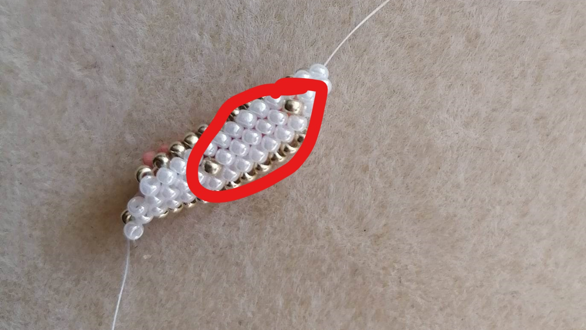 Tutorial per il braccialetto a intreccio Peytwist : Tappa 13 Tutorial per il braccialetto a intreccio Peytwist : Tappa 13