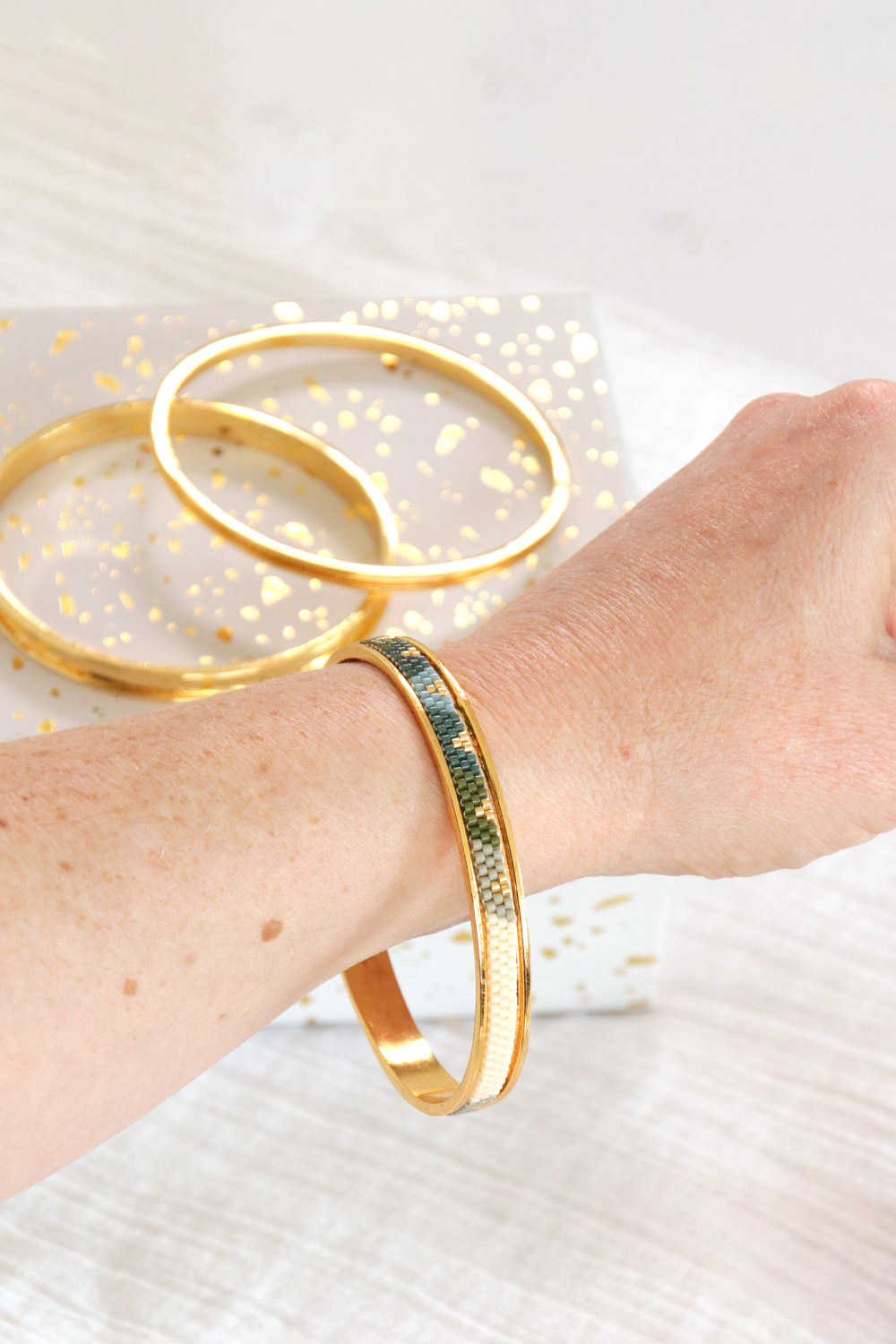 Schema Collana Miyuki oro in Peyote dispari