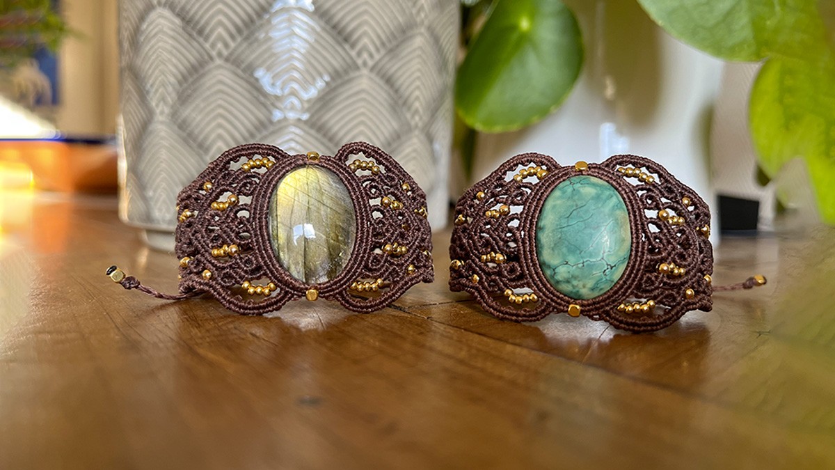 Schema Tutorial per bracciale in micro macramè con cordoncino slam