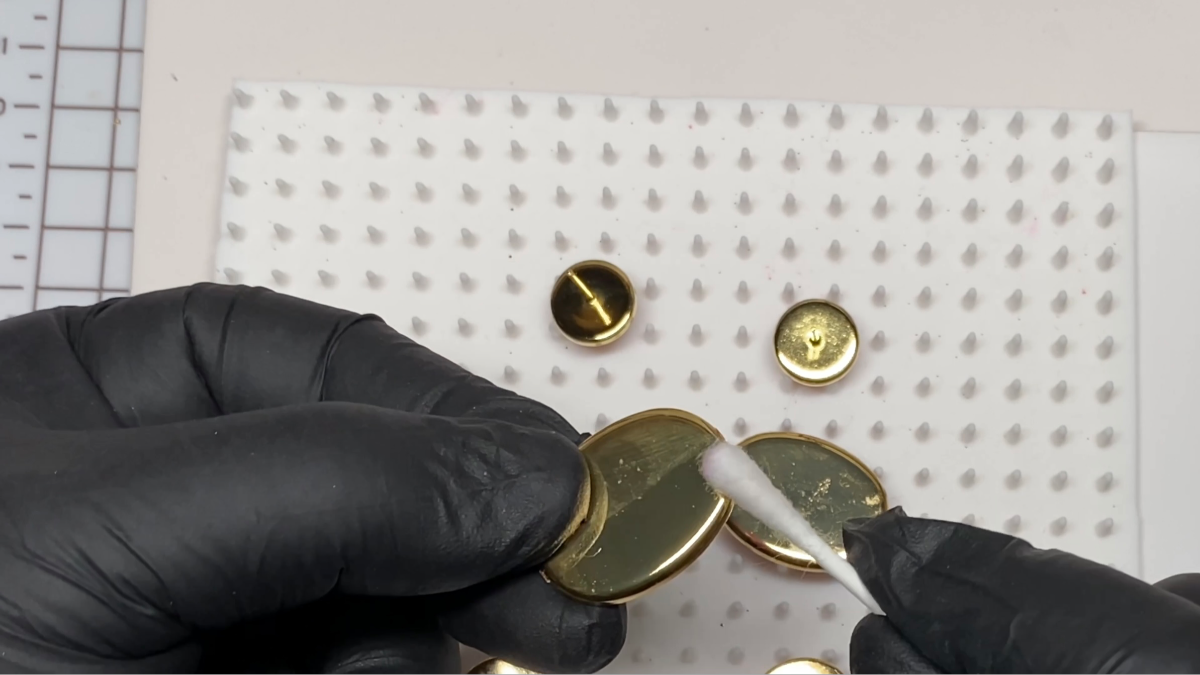 Orecchini pendenti in polimero, inchiostro e resina UV : Tappa 11 Orecchini pendenti in polimero, inchiostro e resina UV : Tappa 11