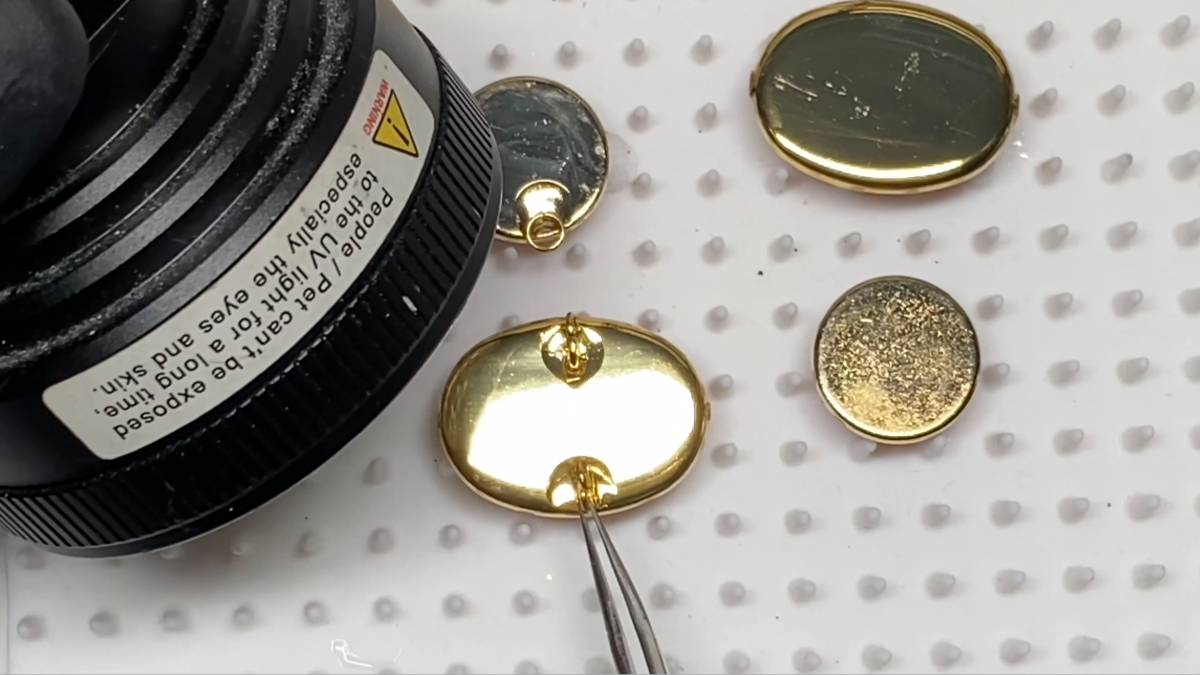 Orecchini pendenti in polimero, inchiostro e resina UV : Tappa 14 Orecchini pendenti in polimero, inchiostro e resina UV : Tappa 14