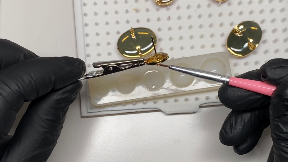 Orecchini pendenti in polimero, inchiostro e resina UV : Tappa 17 Orecchini pendenti in polimero, inchiostro e resina UV : Tappa 17