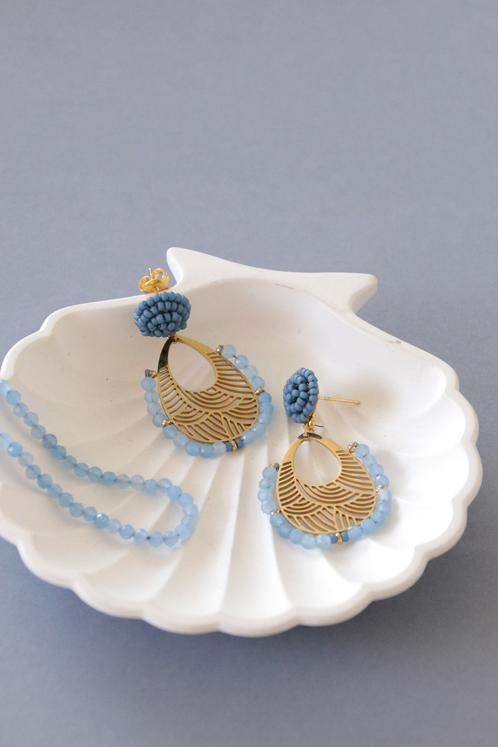 Schema Borchie e candeliere a goccia in perline Miyuki