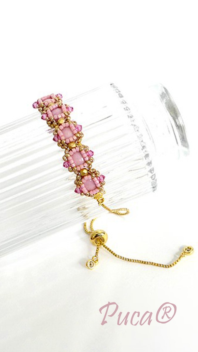 Schema Bracciale Miss Jade con cabochon in vetro di Puca®. Schema Bracciale Miss Jade con cabochon in vetro di Puca®.