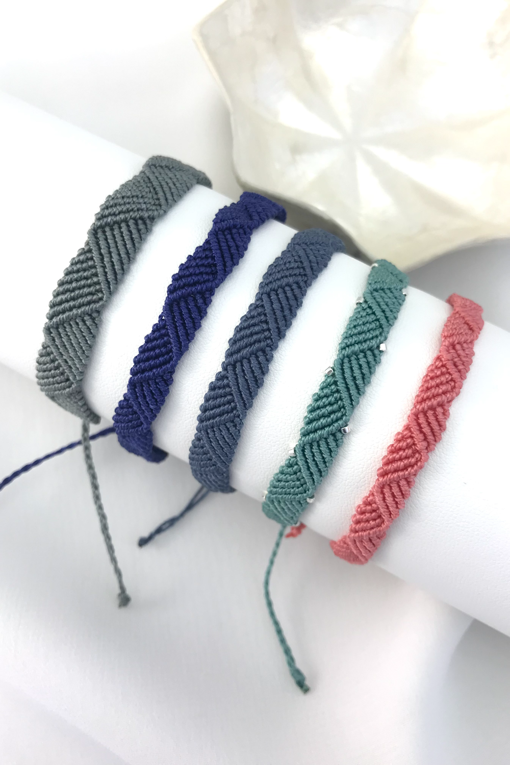 Bracciale da uomo in micro macramè