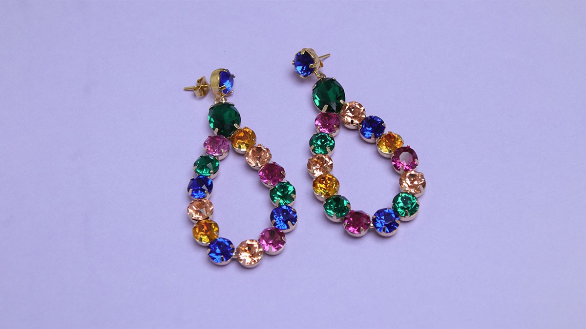 Orecchini pendenti in cristallo Aurora : Tappa 3