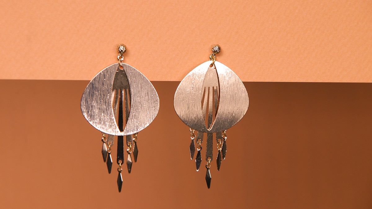 Schema Orecchini d'oro con doppio pendente