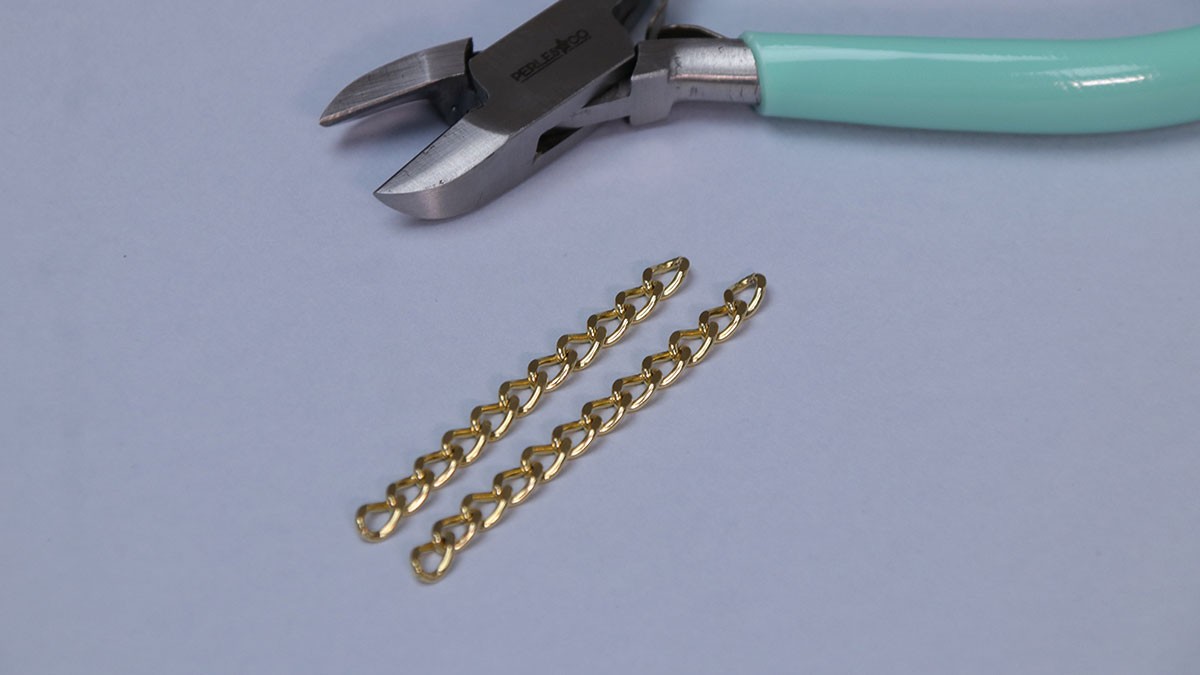 Bracciale con fiori e catene : Tappa 1 Bracciale con fiori e catene : Tappa 1