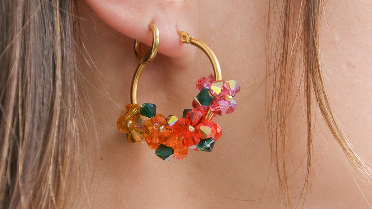 Schema Creole floreali fai da te in biconi di perle Schema Creole floreali fai da te in biconi di perle