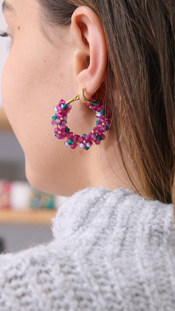 Schema Creole floreali fai da te in biconi di perle Schema Creole floreali fai da te in biconi di perle