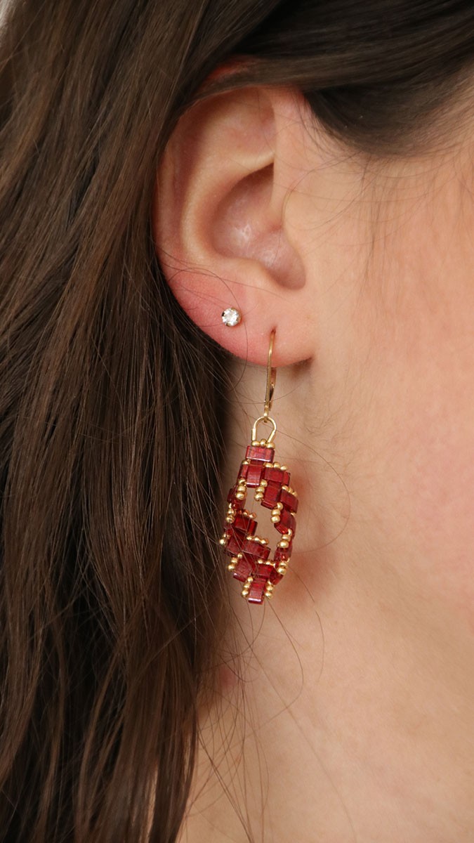 Boucles d'oreilles pendantes en Half Tila