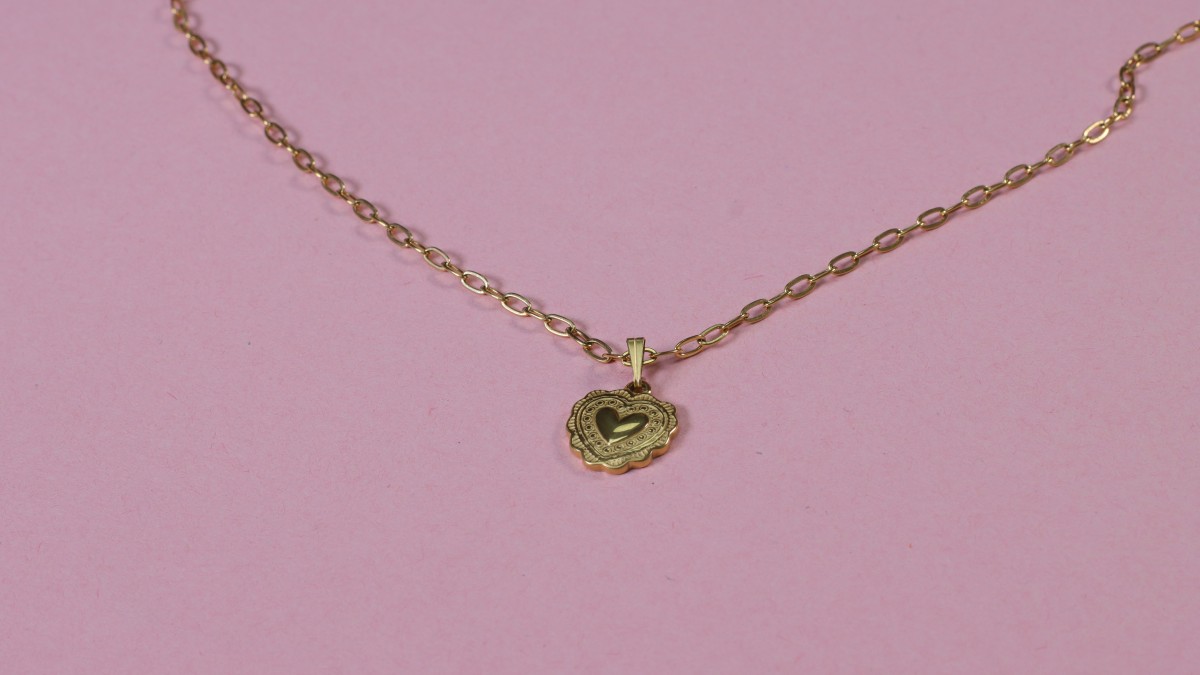 Collana a più fili con catene e perle perlate : Tappa 8