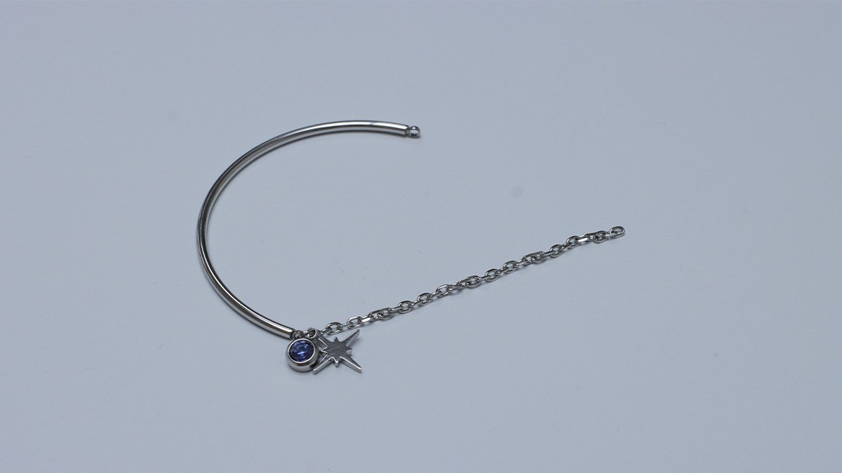 Bracciale semicircolare in acciaio inossidabile personalizzabile con charms : Tappa 2