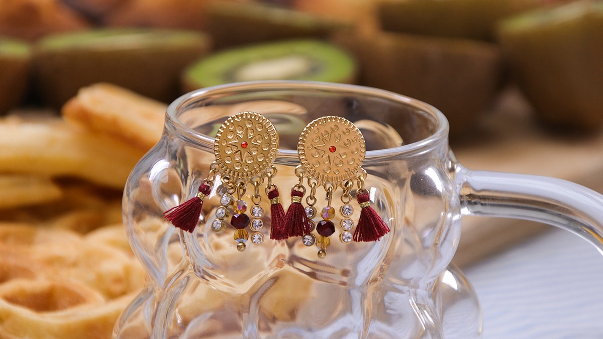 Orecchini con nappe personalizzabili