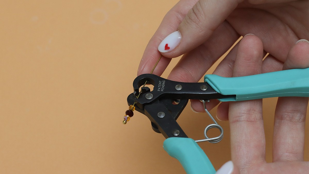 Orecchini con nappe personalizzabili : Tappa 2 Orecchini con nappe personalizzabili : Tappa 2