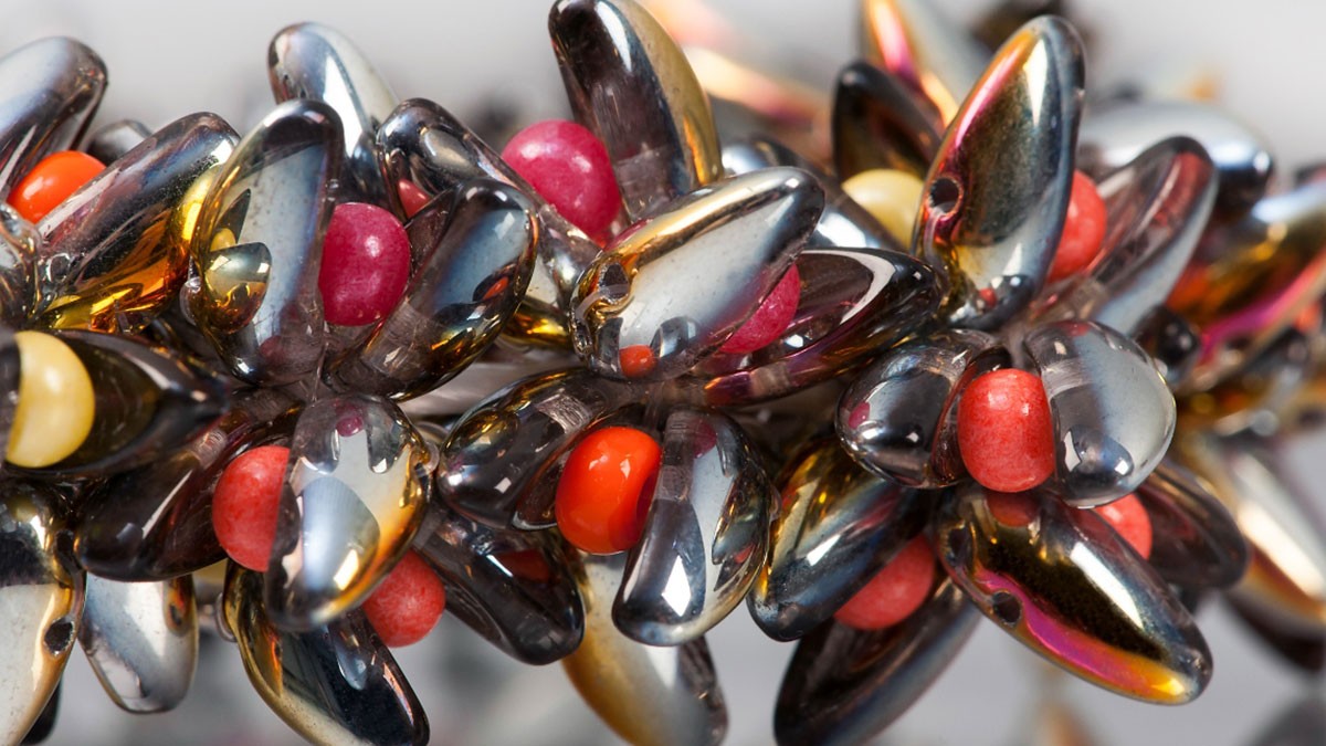 Bracciale da donna con perle di vetro Preciosa Chilli : Tappa 6