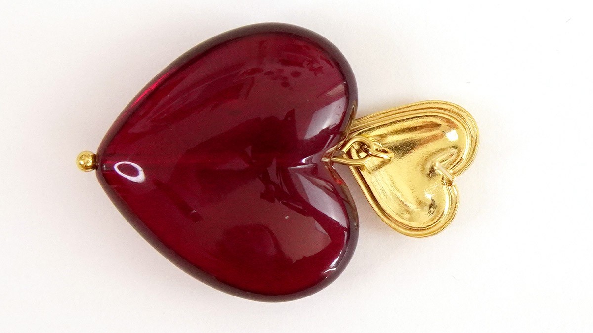 Maxi orecchini a cuore in resina : Tappa 4