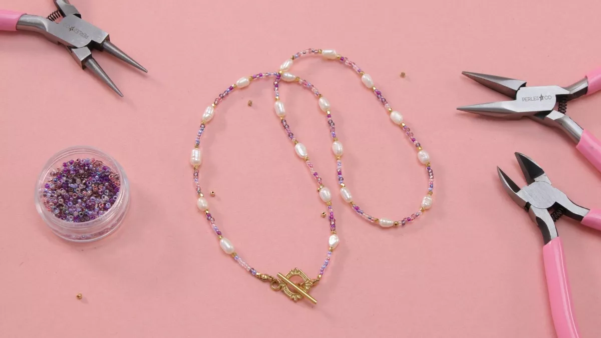 Schema Collana di perle d'acqua dolce e semi Miyuki Schema Collana di perle d'acqua dolce e semi Miyuki