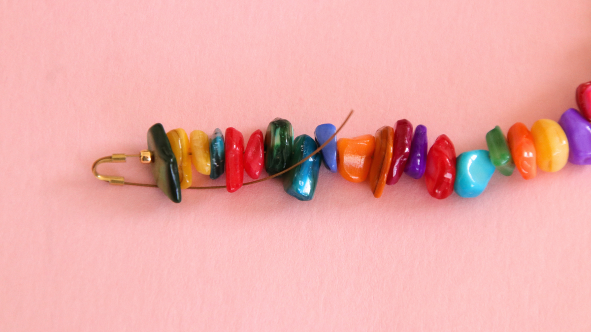 Collana con perle d'acqua dolce e perline di conchiglia : Tappa 6