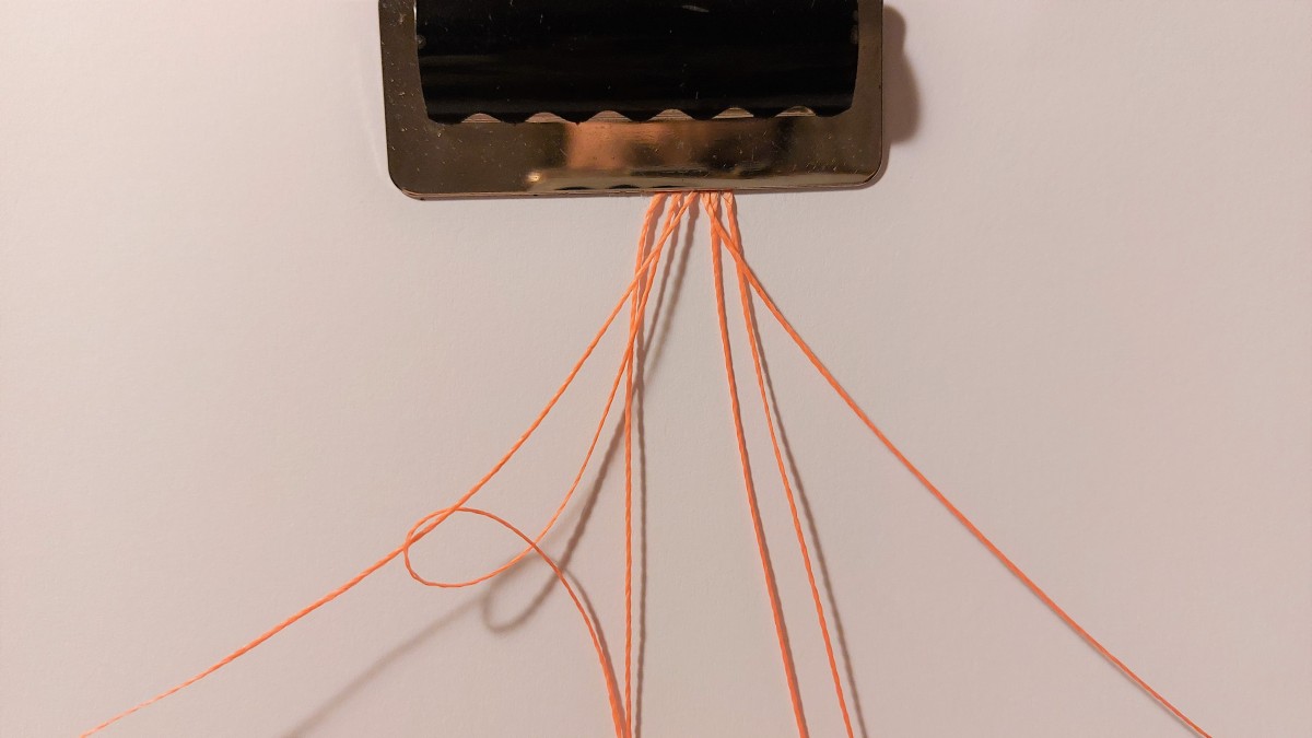 Bracciale estivo in micro-macramè : Tappa 2