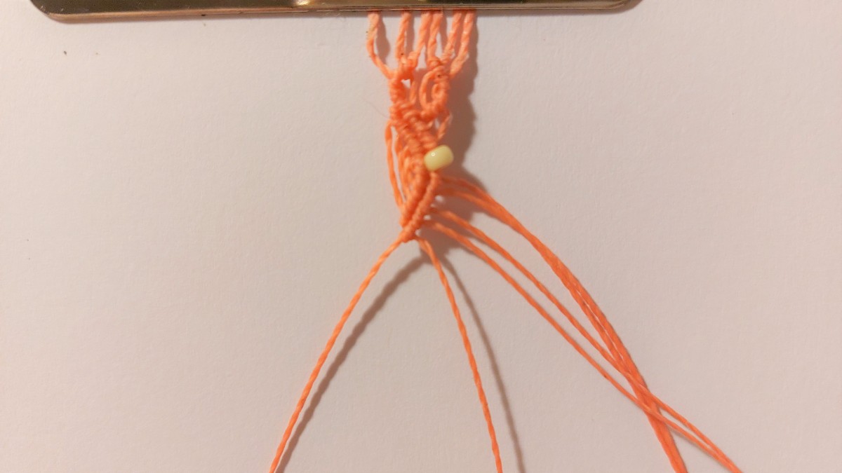 Bracciale estivo in micro-macramè : Tappa 9