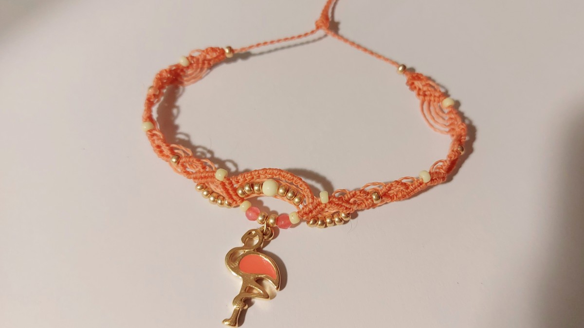 Bracciale estivo in micro-macramè : Tappa 28