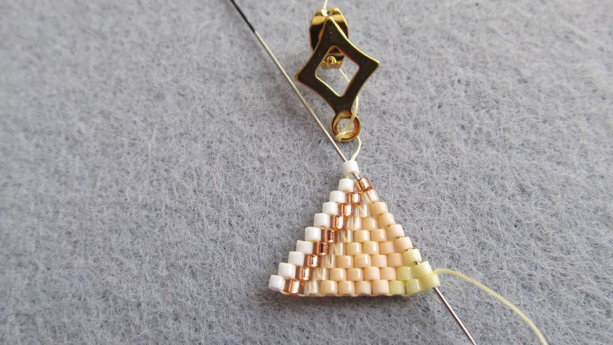 Orecchini con frangia di perle Miyuki : Tappa 3