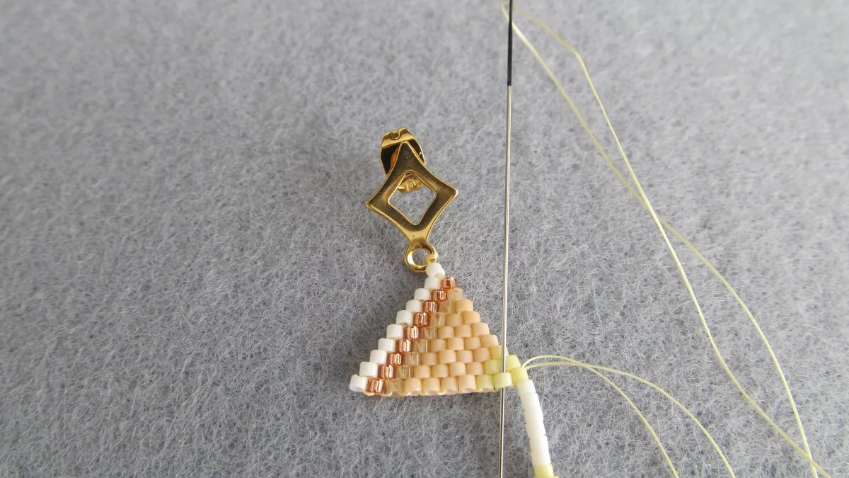 Orecchini con frangia di perle Miyuki : Tappa 5