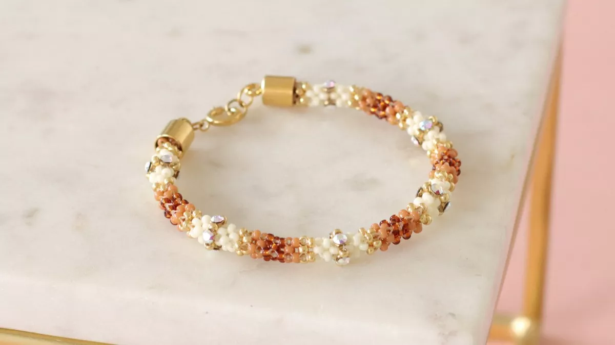 Schema Bracciale a punto CRAW con perle di semi