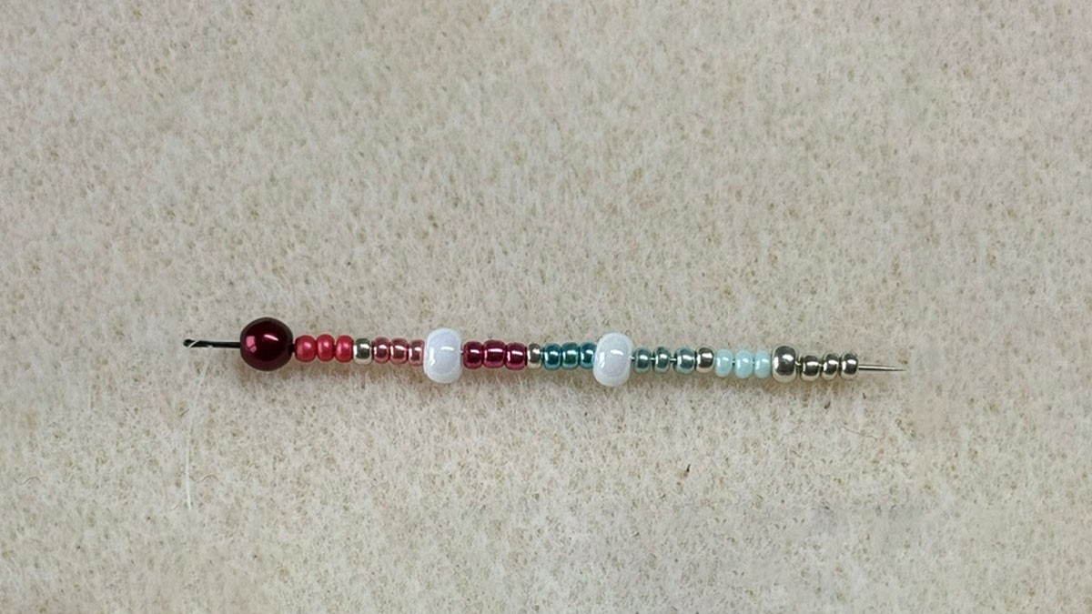 Collana di perline 11/0 : Tappa 1 Collana di perline 11/0 : Tappa 1