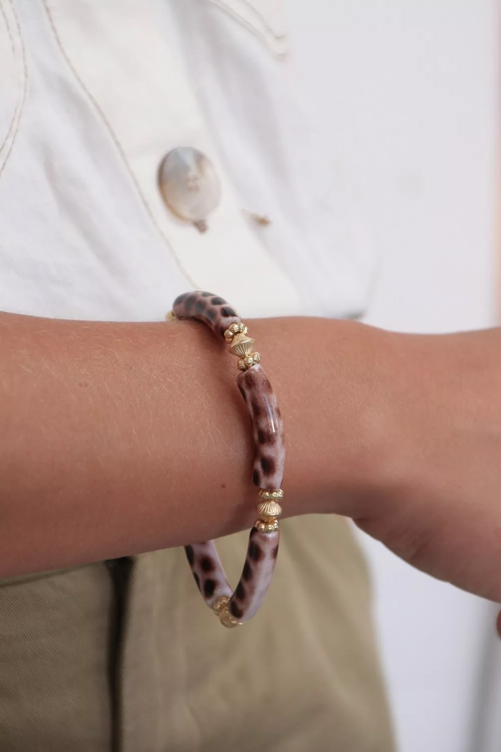 Schema Bracciale elastico con perline a tubo stampato leopardo