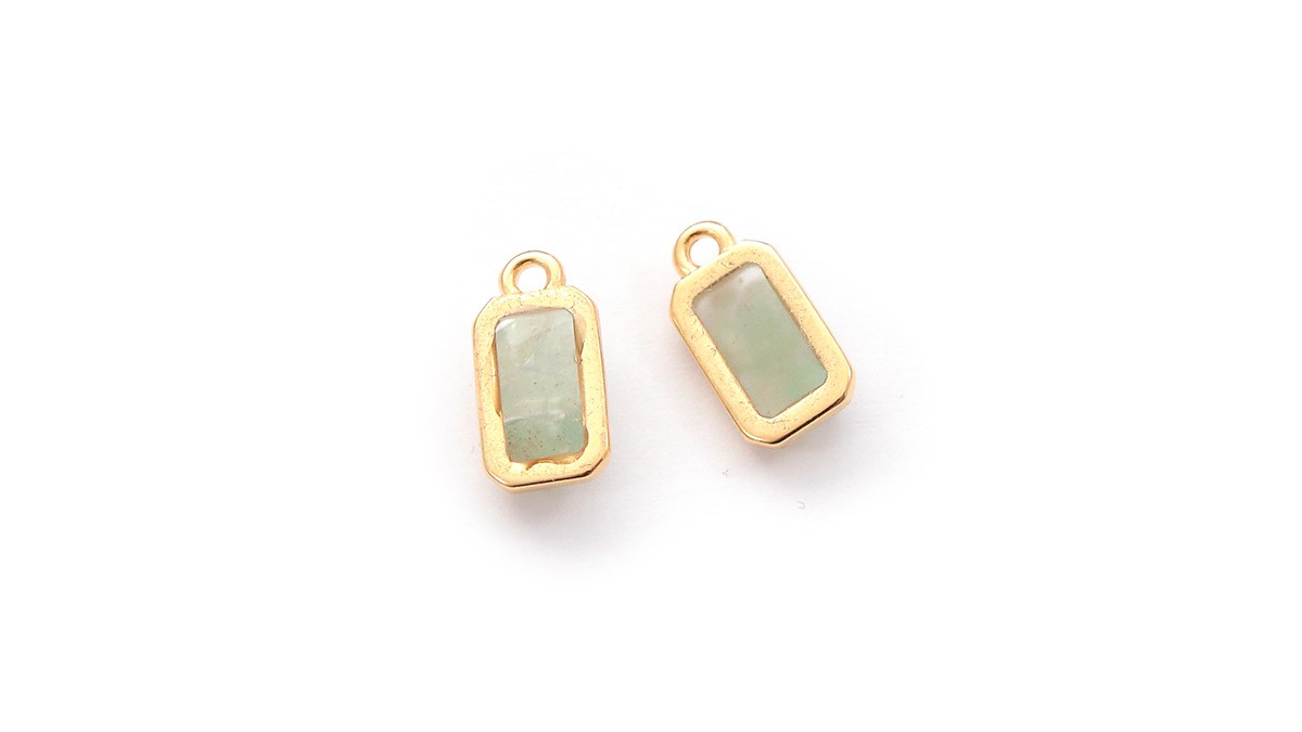 Orecchini in resina con scaglie di pietra e vetro frantumato : Tappa 2 Orecchini in resina con scaglie di pietra e vetro frantumato : Tappa 2