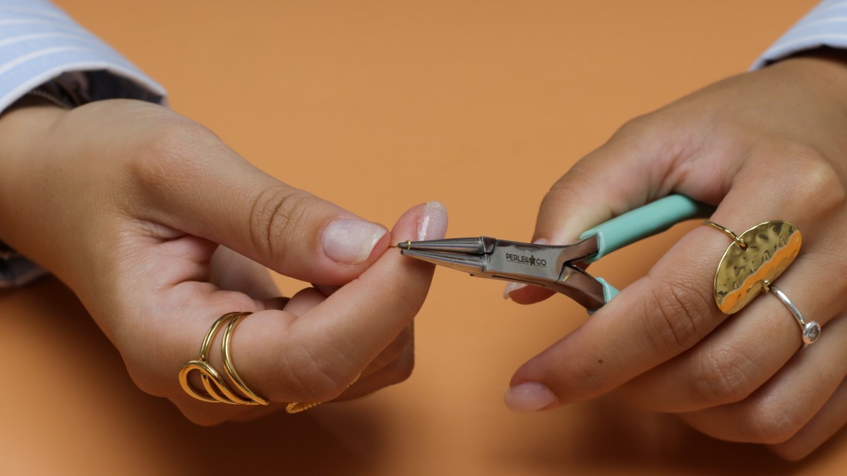 Collane con pietre naturali e charm a forma di lettera : Tappa 2