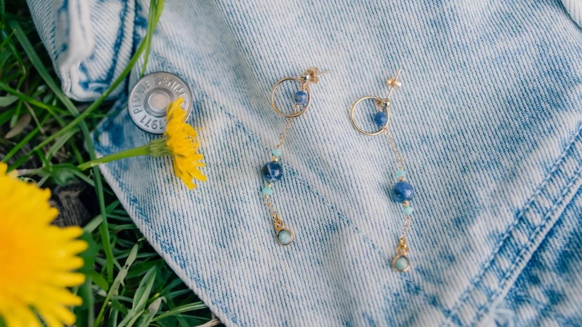 Schema Orecchini pendenti in sodalite e amazzonite