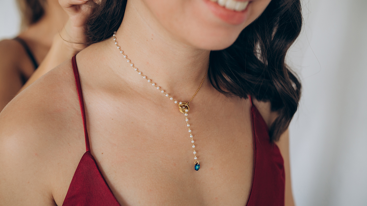 COLLANA LACCIO IN VELLUTO VIOLA CON CIONDOLI CRISTALLO - Gioielli -... | su