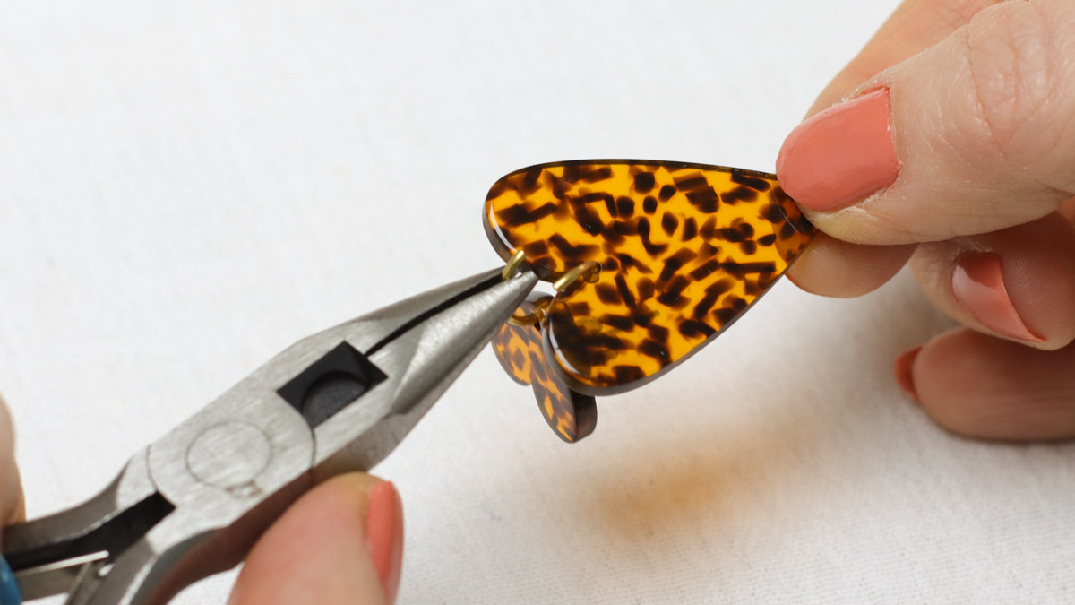 Orecchini a cuore leopardati : Tappa 2 Orecchini a cuore leopardati : Tappa 2