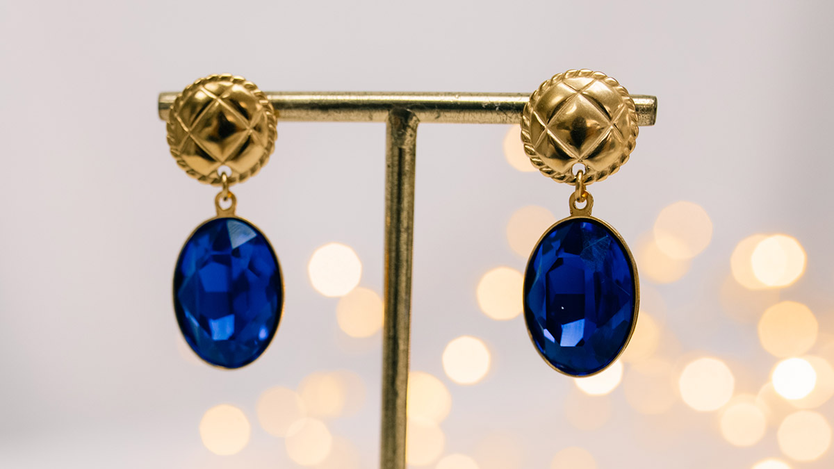 Orecchini grandi di cristallo : Tappa 1