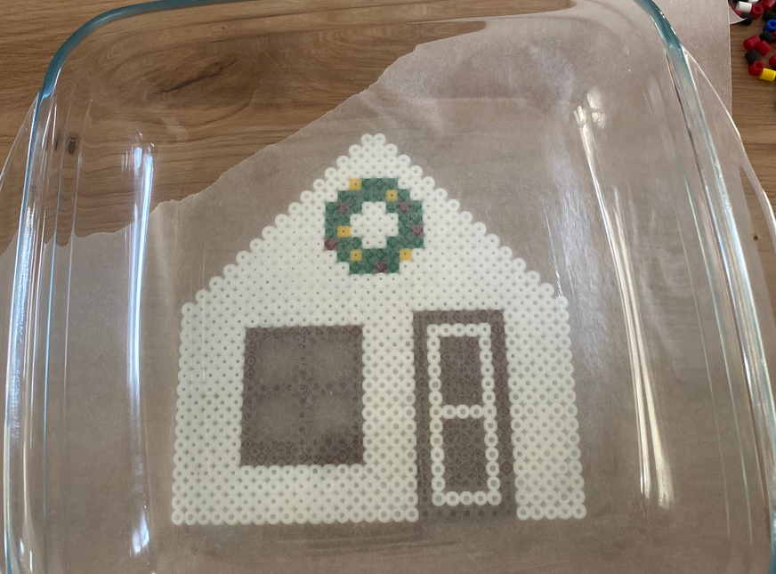 Ornamenti natalizi con perline biologiche Hama : Tappa 2