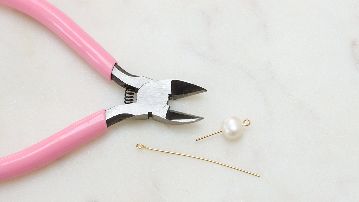 Orecchini pendenti con perle d'acqua dolce : Tappa 1